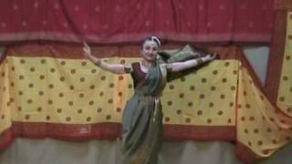 Sut But Vala pora a Marathi Lavni dance by Ekaterina Zolotova Sharma