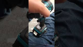 Makita XDT14 spins faster in reverse, but why?