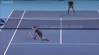 2015 Barclays ATP World Tour Finals - Roger Federer Hot Shot v Nishikori