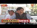 sanjay raut on beed case बीड हत्याकांडचा खटला जिल्ह्याच्या बाहेर चालवावा राऊतांची प्रतिक्रिया