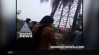 Kozhikode Sreekanteswara Temple accident, one seriously injured