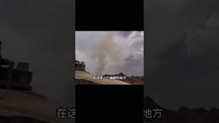 非洲火車出事！在荒山野嶺遭遇故障，這樣的運輸驚險！