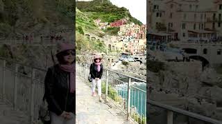 義大利🇮🇹五漁村Cinque Terre～馬納羅拉Manarola，讓我們從另一個角度來欣賞一下這座夢幻之城吧😊👍