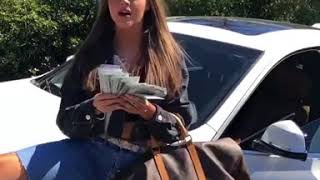 Woahvicky Flexing On The Haters