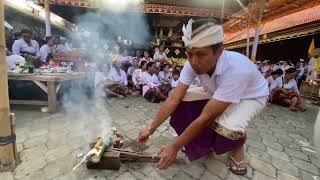 PURA KAYANGAN BAJING, BR. KERTAJIWA ( Ngaturang Guru Bendu Piduka Taler Mejaya jaya Panitia Karya )