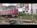 jr貨物上り ed76 1019形機関車が牽引する。　jr貨物下りed761015形機関車が牽引する。宮田通り踏切 　撮影日2024 2 8