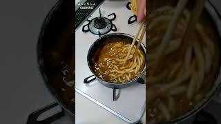 ズボラ過ぎて笑えるけどめちゃくちゃ美味しいカレーうどんの作り方！