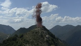 ΣΟΥΛΙ   Αναπαράσταση της ανατίναξης του Κουγκίου