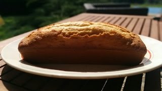 Recette facile et rapide du gâteau au yaourt à la vanille - Clickncook.fr