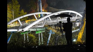 Blumenauer Bridge Installation