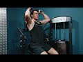 how to use gym machines seated abs machine