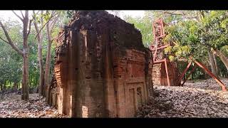 ปราสาทไบแบก   ปราสาทอิฐสองสี  ( Prasat Bay Baek)  บ้านสายโท ๕ ใต้  ปราสาทขอม  ต้นพุทธศตวรรษที่ ๑๗