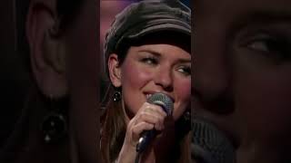 🎤💙 Willie lets Shania's voice shine in their duet of Blue Eyes Crying in the Rain #classiccountry