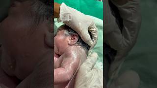 Cutebaby #viralvideo #cutecat #newbornbaby #banbu #bantubabycare #shorts #quotes #like