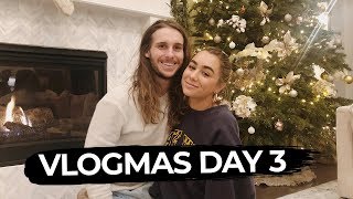 DECORATE WITH US! Vlogmas 3 | Julia Havens