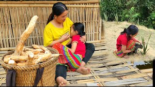 But the basket of cassava has now become the main meal for both mother and child./lý sểnh