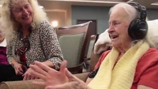 Music Therapy for Memory Care Residents | Fieldstone Communities