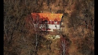 URBEX - Opustená lesná chata pri plantážach s vlastným prameňom a fontánou