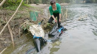 The Girl Repair and Restoration Motorcycle Soak In Water. Engine Repair \\ GENIUS GIRL MECHANIC