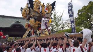 中筋西屋台　国恩祭　本宮　拝殿前　屋台差し上げ