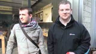 iPad enthusiasts in Liverpool queue 16 hours at Apple shop for first iPad2