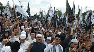 Hard-Line Muslim Groups Make Inroads in Indonesia