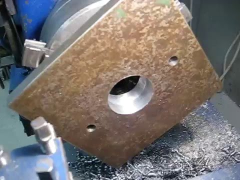 как вырезать отверстие в металле большого диаметра