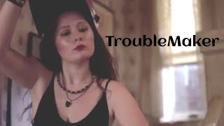 Debbie Gallagher/Troublemaker