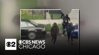 Robbery victims forced to log into banking apps at gunpoint in Chicago
