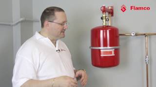 Flamco Flexcontrol: simple checking of expansion vessel pre charge