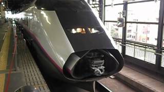 新幹線E5系はやて＋E3系こまち盛岡駅で連結