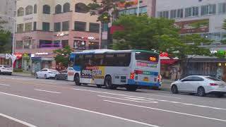 a route 713-1 bus passes by 20180716 193225