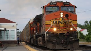 BNSF VBLUSBD passes La Plata at CP 312 with friendly crew!