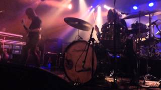 A piece of PAUW performing Shambhala live at Paradiso Tolhuistuin (support act Temples)