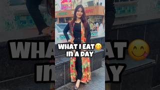 What I eat in a Day Video🤣Ekdum Realistic wala🥰Aj khaya Adha burger😂 #shorts #youtubeshorts