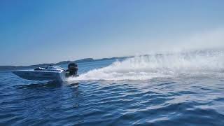 Hydrolift R20 crusing in Norway, 60 knots