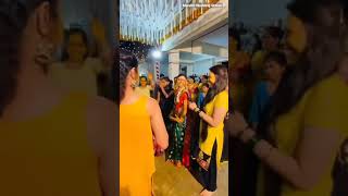 लग्न सोहळा हळदी कार्यक्रम व्हिडिओ marathi wedding video #shorts #reel #navrial #navra #haldidance