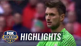 Daniel Brosinski converts penalty for Mainz lead​ | 2016-17 Bundesliga Highlights