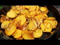 delicious pan fried potatoes easy skillet potatoes recipe