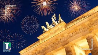 LIVE from Berlin! New Year's Eve FIREWORKS at Brandenburg Gate