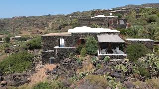 Pantelleria, il restauro di un dammuso: Terra