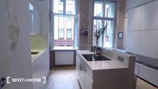 Beautiful and modern 2-bedroom apartment for rent in Berlin - Spotahome (ref 142055)