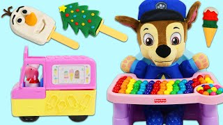 Feeding Paw Patrol Baby Chase Christmas Play Doh Popsicles from Peppa Pig's Ice Cream Truck!