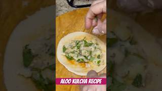 Aloo Kulcha recipe #kulcha #kulcharecipe #alookulcha #kulchaontawa #shorts #amritsarikulcha #kulche