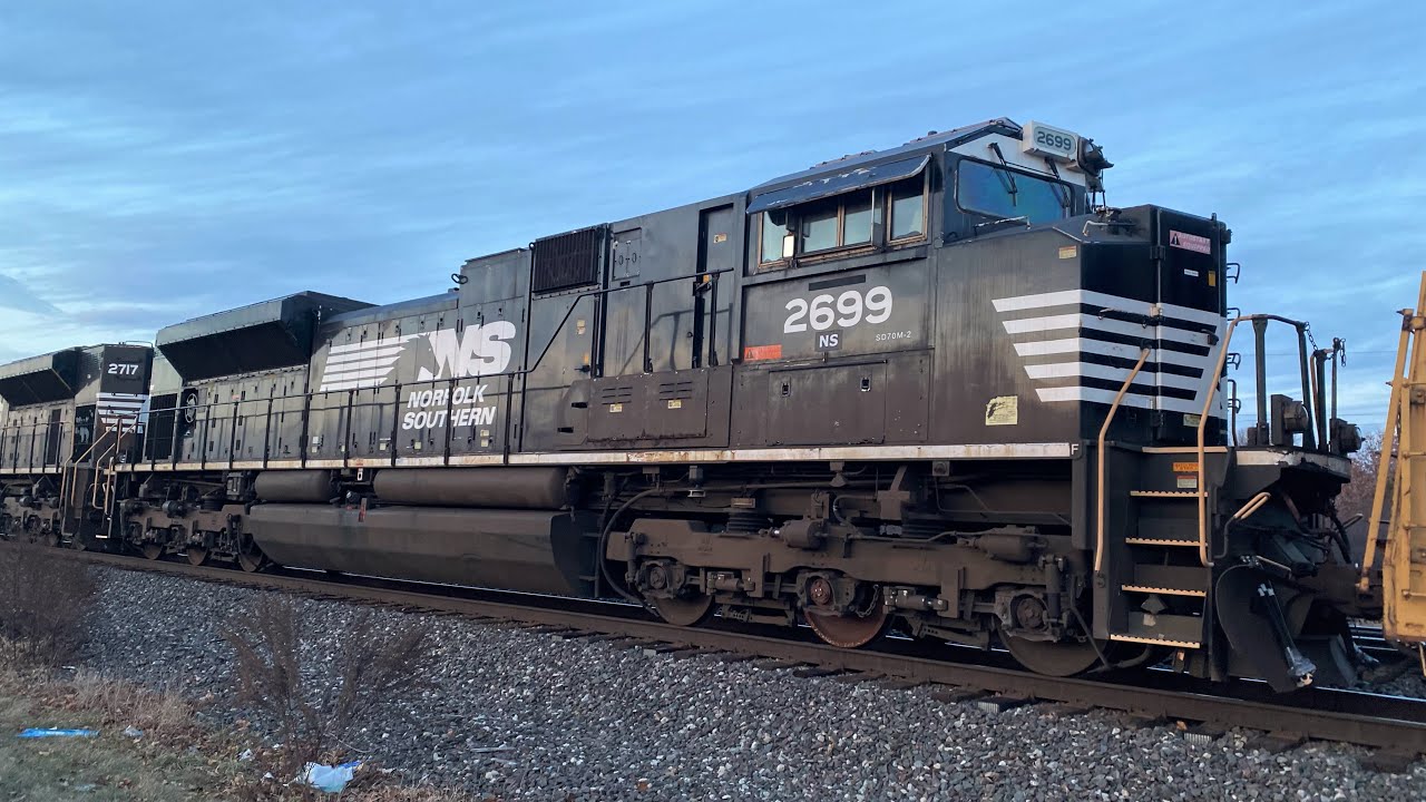 The Return Of The NS SD70M-2! NS 19M With Two NS SD70M-2 Locomotives! 1 ...