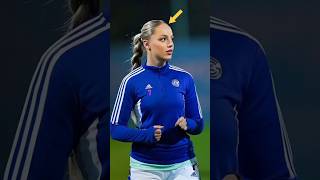 The most beautiful female footballer 😯