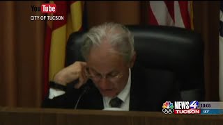 Tucson mayor caught cursing at council meeting again