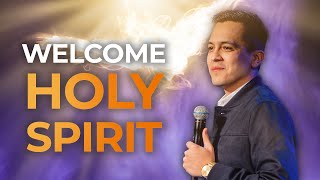 4 Ways to Welcome the Presence of the Holy Spirit