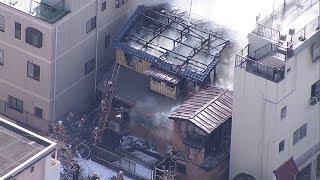 東京・足立区で火災　２人死亡　８０代夫婦か