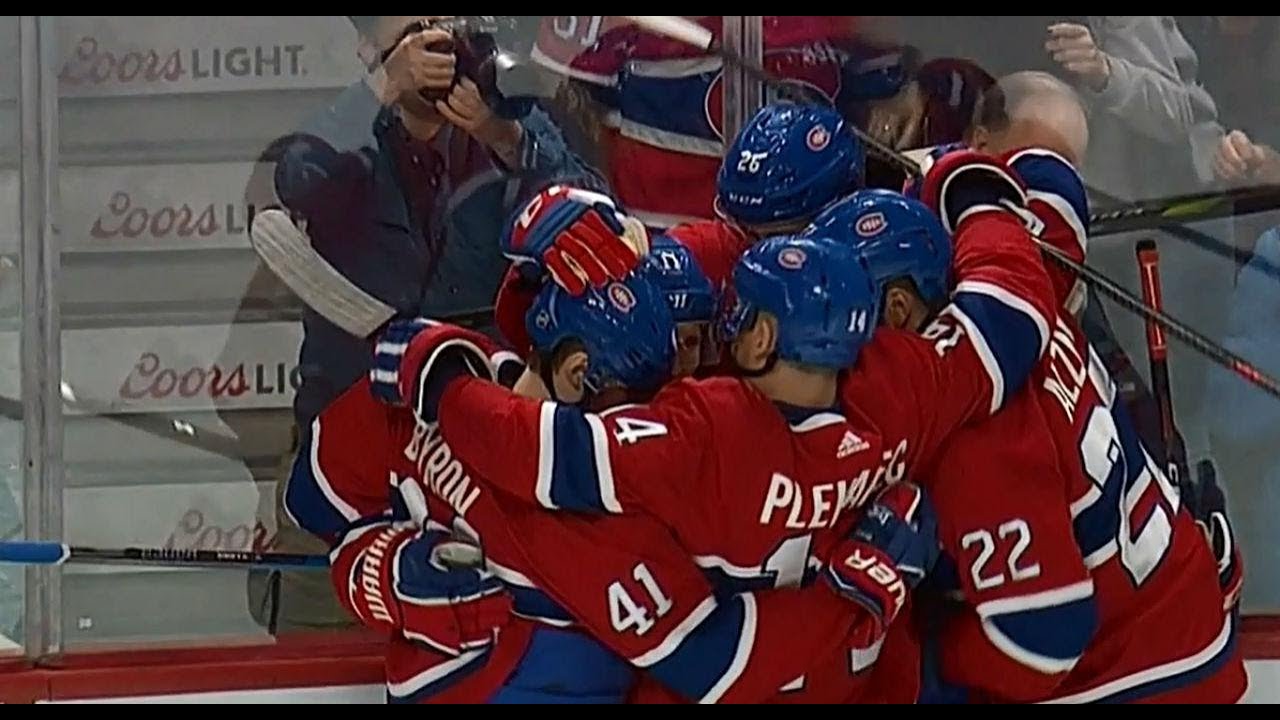 Gallagher Quickest To React To Give Canadiens Lead Over Canucks - YouTube